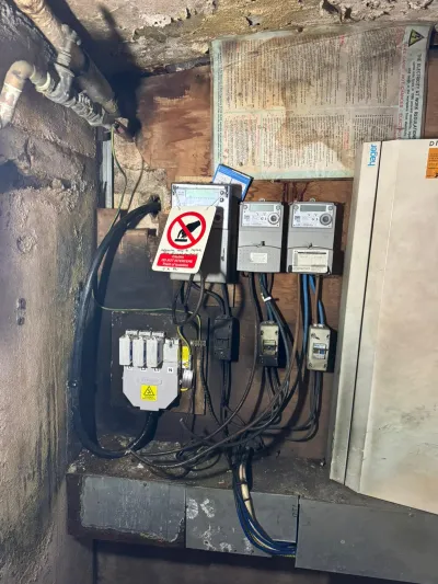 Dangerous scorched fuse board found in Maida Vale W9 — Pristine Gas Ltd