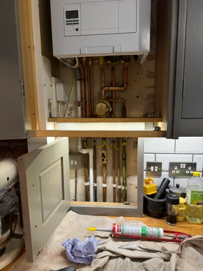 High-efficiency Vaillant ecoTEC boiler installed near Tower Hill Central London — Pristine Gas Ltd