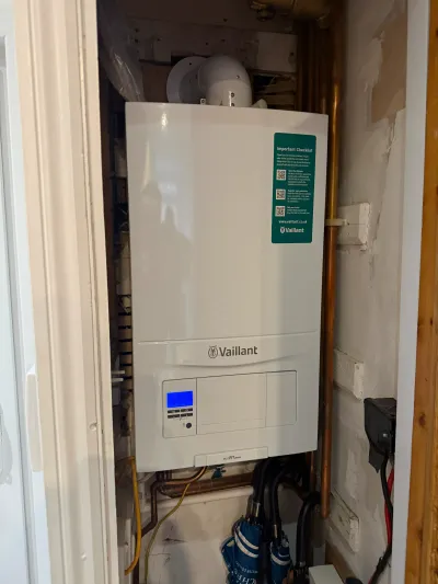 Vaillant ecoFIT pure boiler installed and commissioned in Cricklewood Neasden North West London — Pristine Gas Ltd
